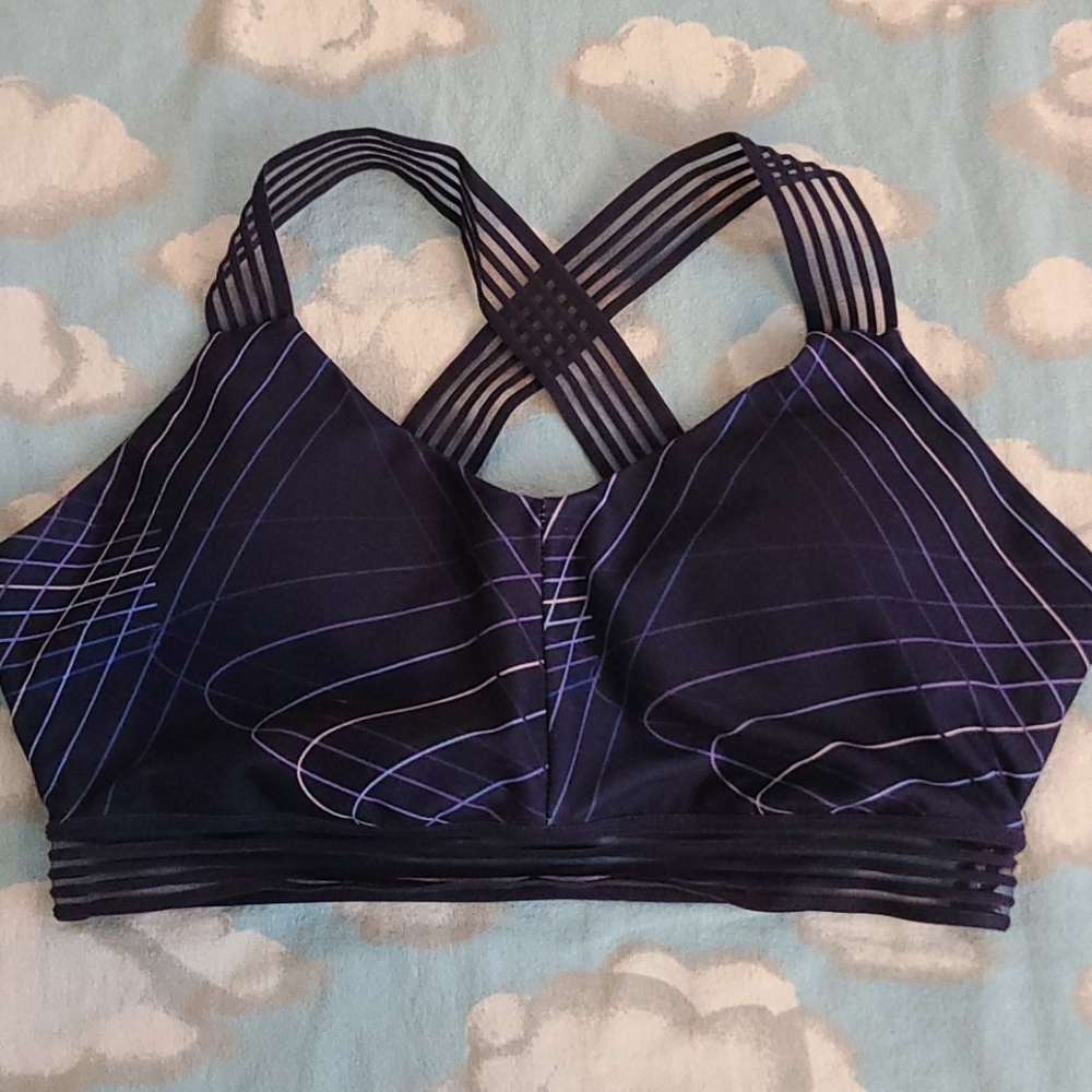 Fabletics sports bra